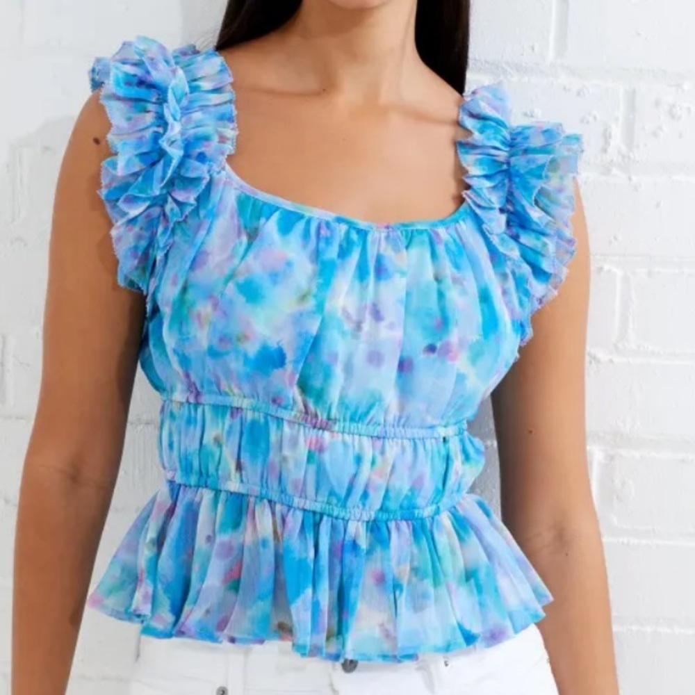 FRENCH CONNECTION
Gretha Hallie Recycled Crinkle Top
Size LARGE